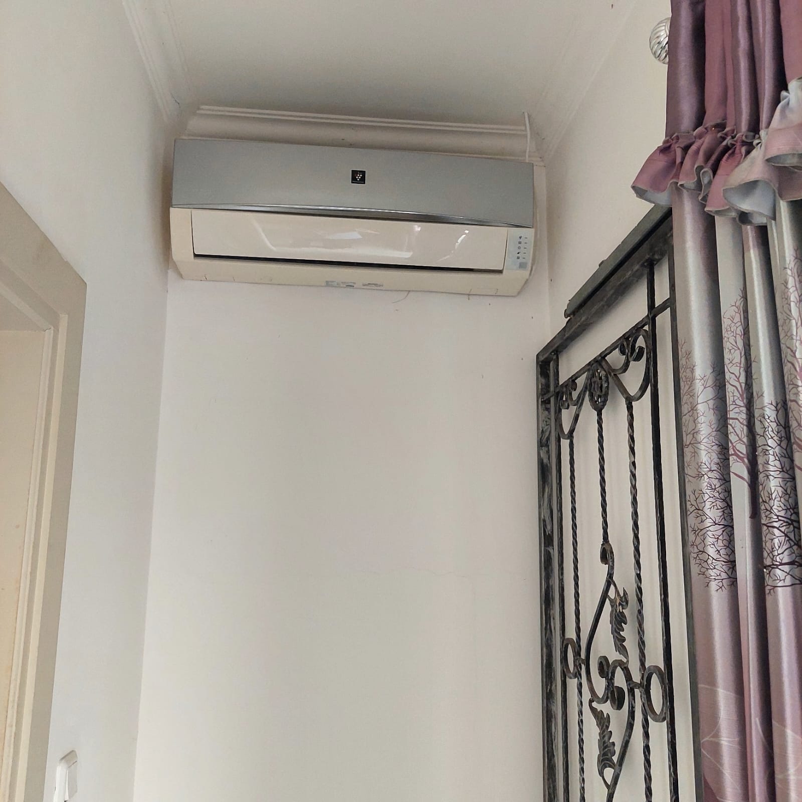 Rumah Disewakan Full Furnished di Lippo Cikarang